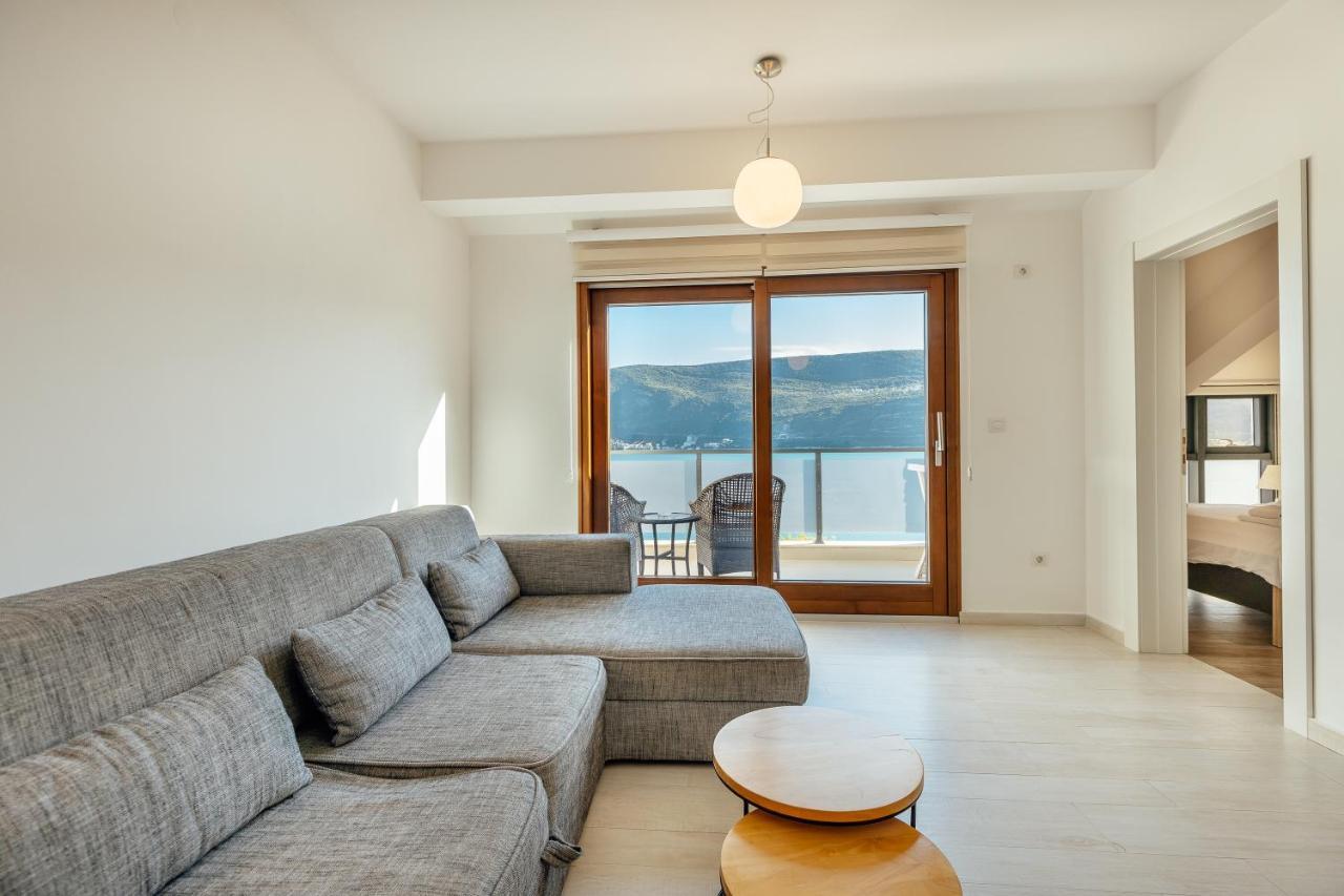Doxa M Apartments Херцег Нови Екстериор снимка